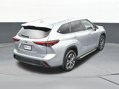 2023 Toyota Highlander Hybrid XLE