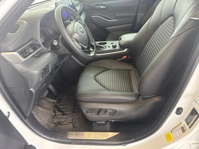 2025 Toyota Highlander XSE