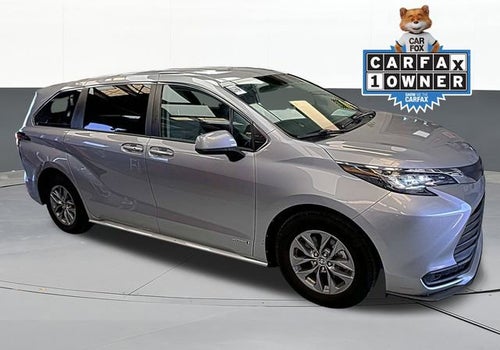2021 Toyota Sienna LE