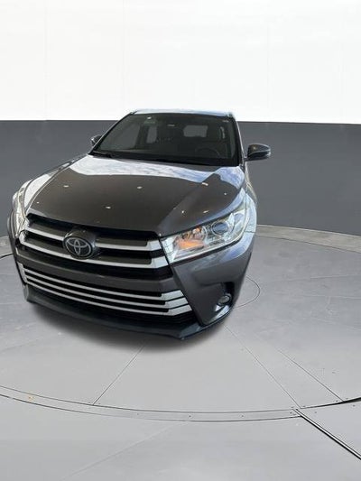 2019 Toyota Highlander SE
