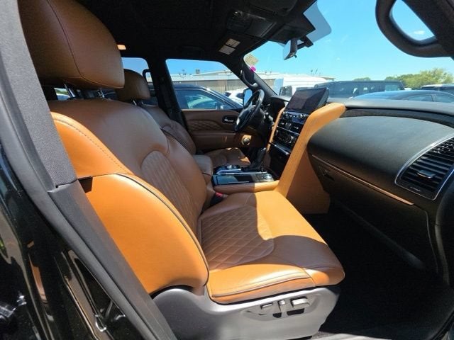 2023 INFINITI QX80 SENSORY AWD