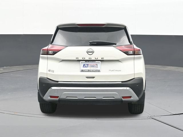 2022 Nissan Rogue Platinum FWD