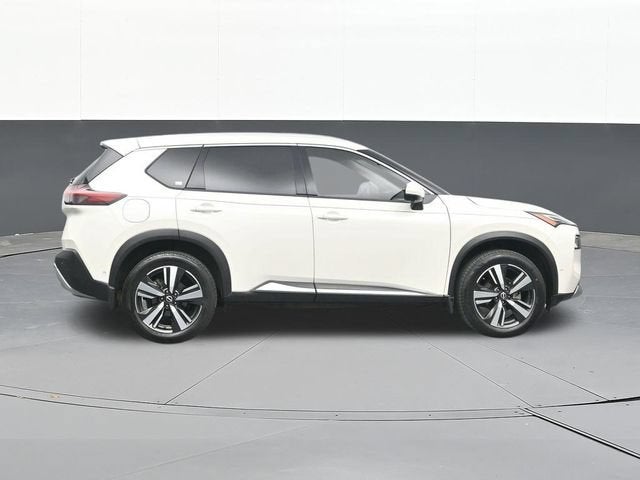 2022 Nissan Rogue Platinum FWD
