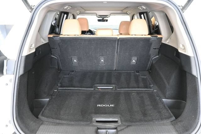 2022 Nissan Rogue Platinum FWD