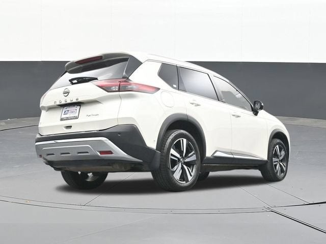 2022 Nissan Rogue Platinum FWD