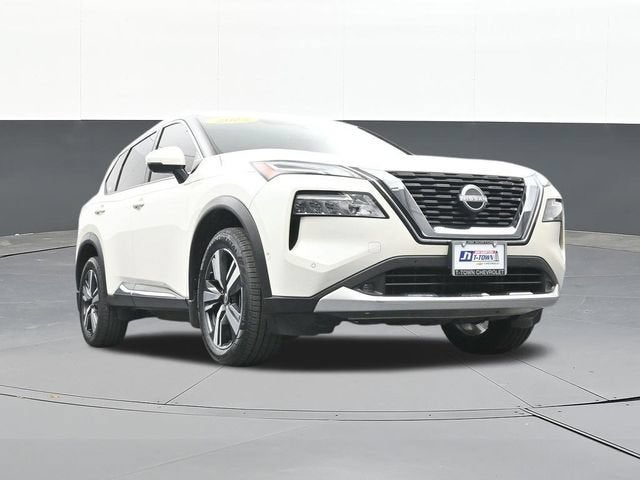 2022 Nissan Rogue Platinum FWD