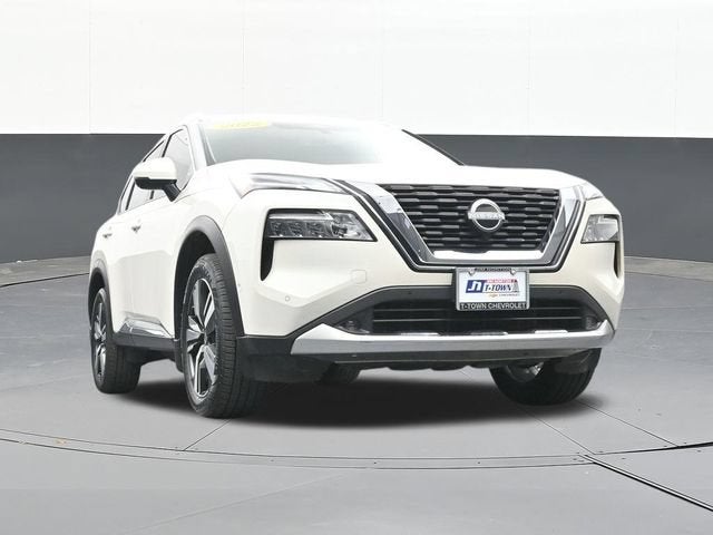2022 Nissan Rogue Platinum FWD