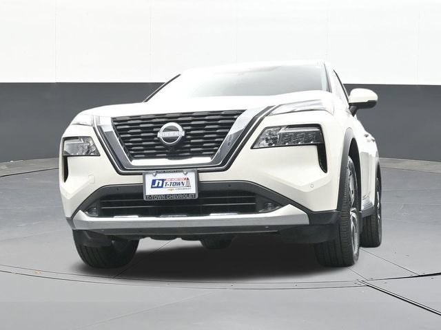 2022 Nissan Rogue Platinum FWD