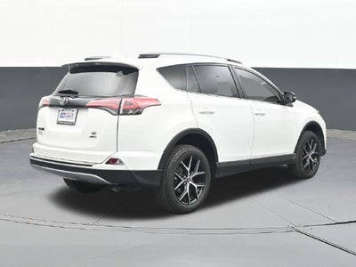 2017 Toyota RAV4 SE