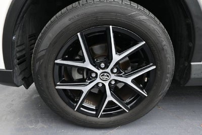 2017 Toyota RAV4 SE