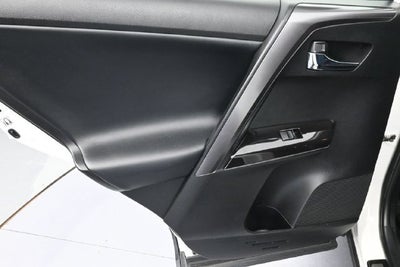 2017 Toyota RAV4 SE