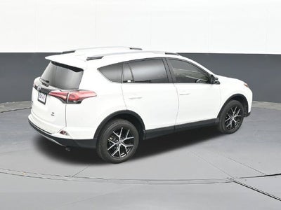 2017 Toyota RAV4 SE