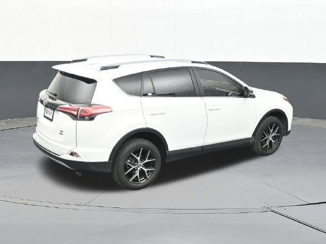 2017 Toyota RAV4 SE