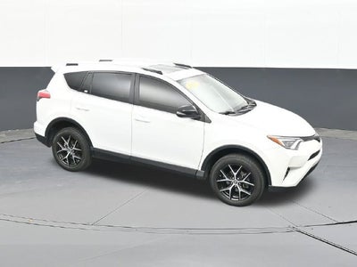 2017 Toyota RAV4 SE