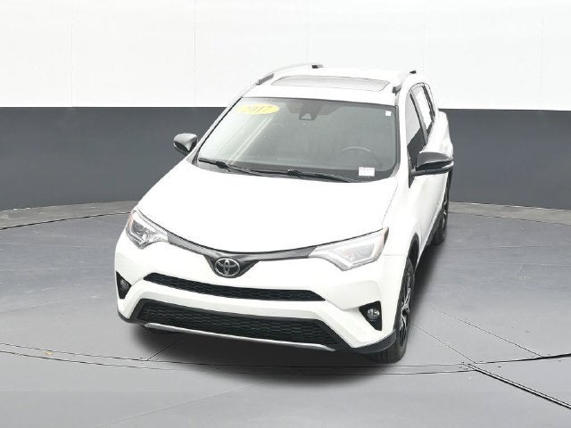 2017 Toyota RAV4 SE