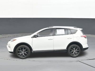 2017 Toyota RAV4 SE