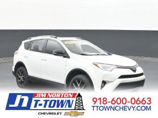2017 Toyota RAV4 SE