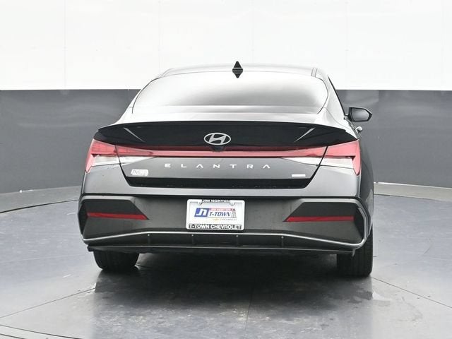 2025 Hyundai Elantra Hybrid SEL Sport