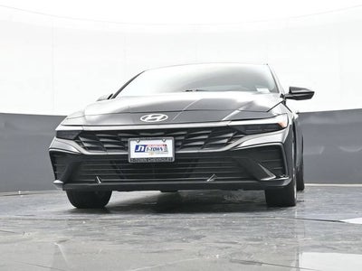 2025 Hyundai Elantra Hybrid SEL Sport
