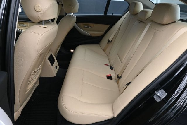2018 BMW 320i xDrive