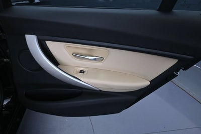 2018 BMW 320i xDrive