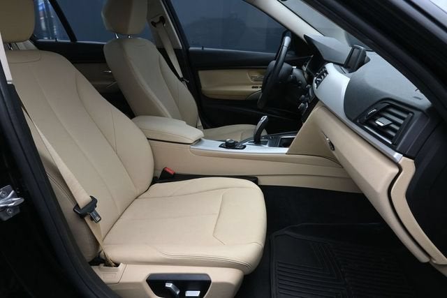 2018 BMW 320i xDrive