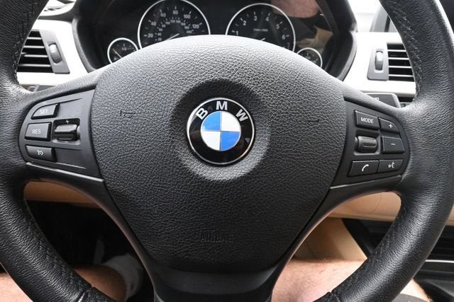 2018 BMW 320i xDrive