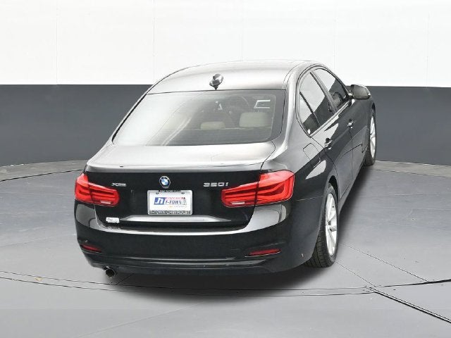 2018 BMW 320i xDrive