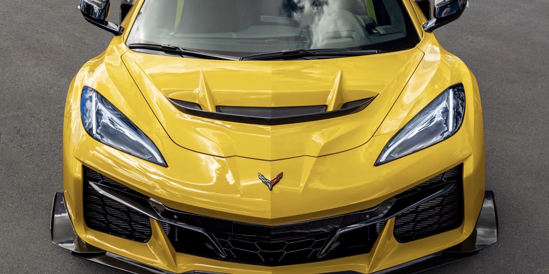 2027 Chevrolet Corvette ZR1, exterior three-quarter, in Tulsa, OK