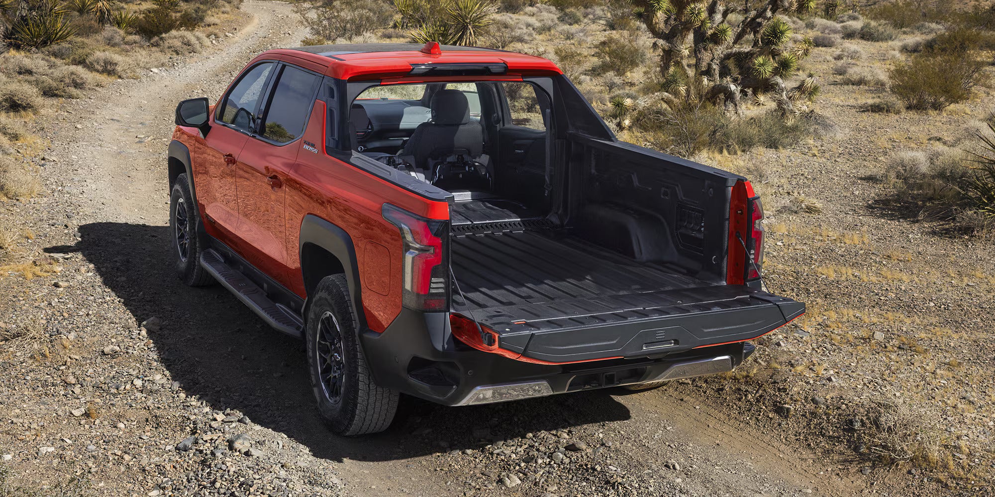 2026 Chevrolet Silverado EV Multi-Flex Midgate